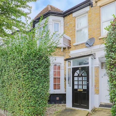 2 Bed Garden Flat Leyton Village London Bagian luar foto