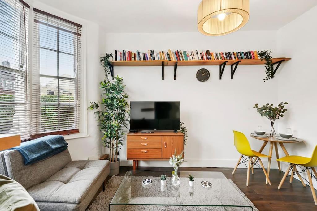 2 Bed Garden Flat Leyton Village London Bagian luar foto