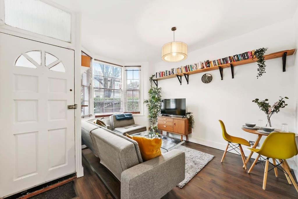2 Bed Garden Flat Leyton Village London Bagian luar foto